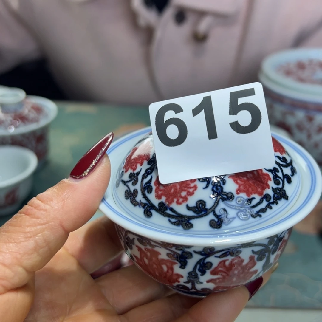 杯翘**表青花釉里红原矿