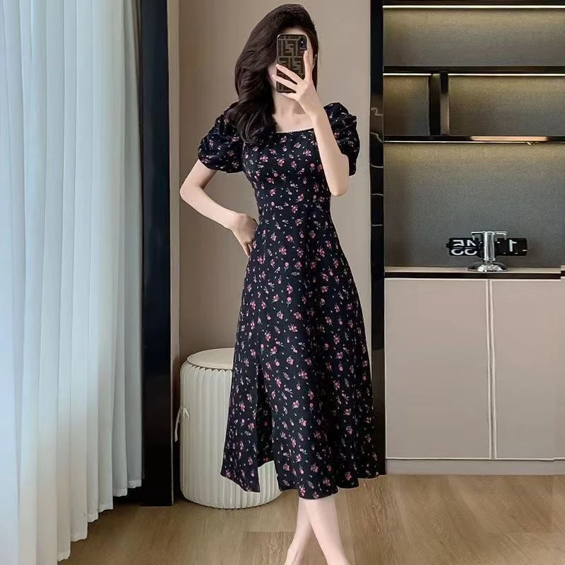 【现货+运费险】法式碎花方口领珍珠连衣裙气质显瘦中长开叉裙RO379