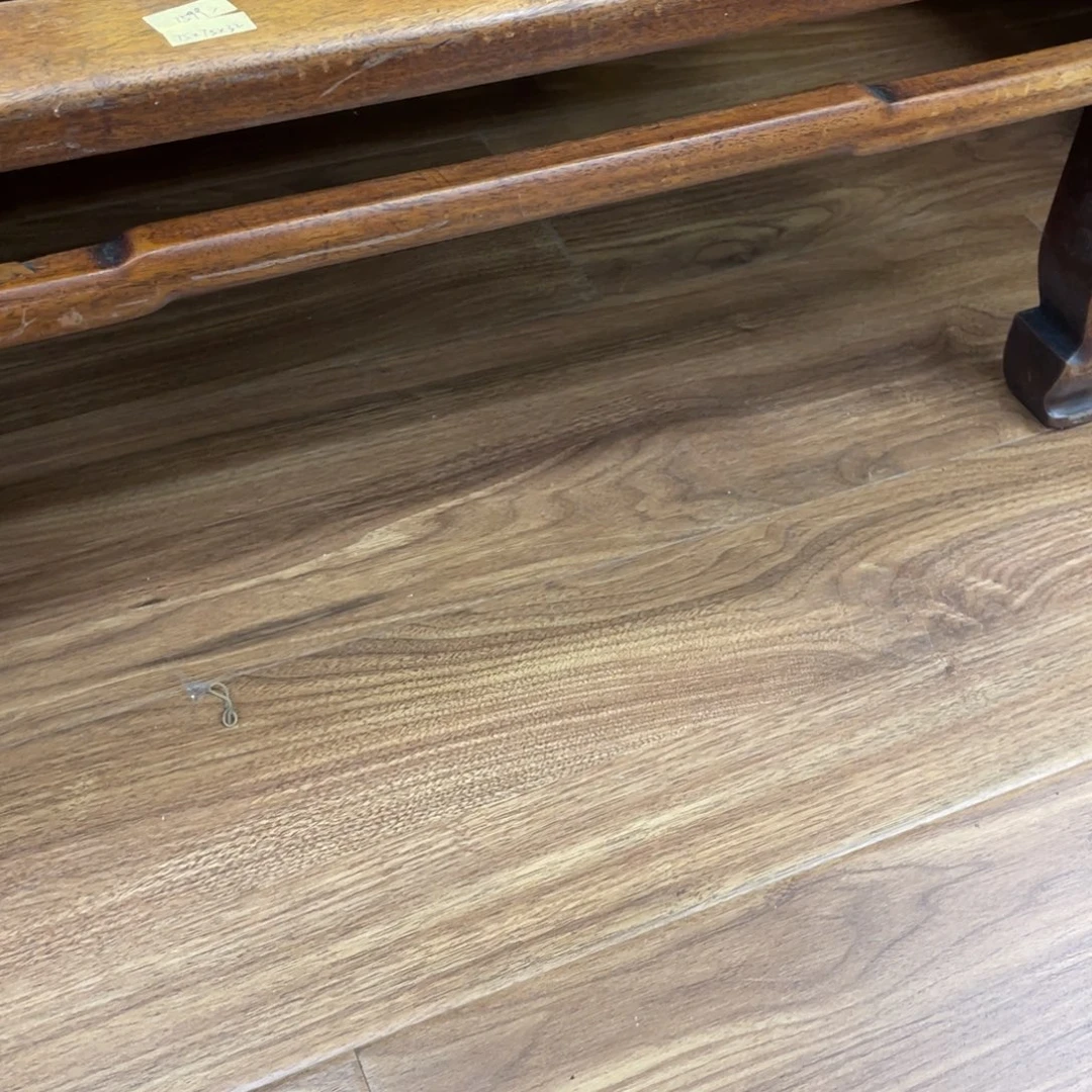 探***者-微瑕_ 回流物品，不是全新