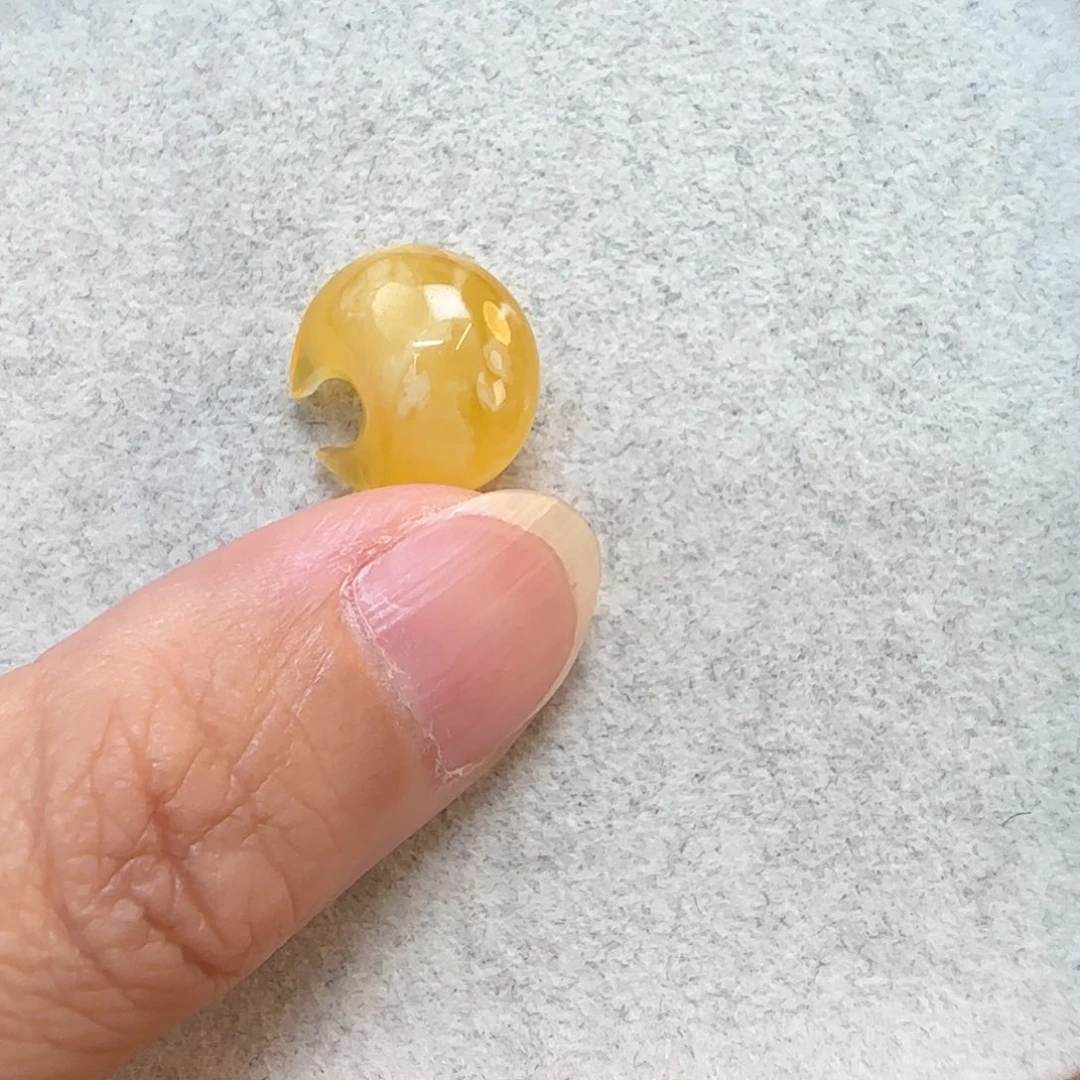 琥珀未镶嵌珠宝奇石定制