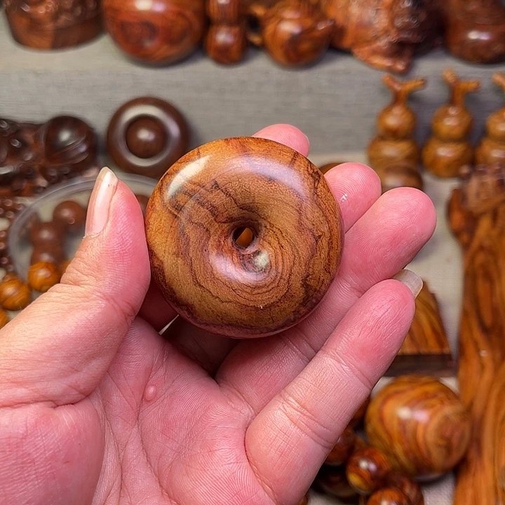 黄花梨/降香黄檀海南黄花梨油梨工艺品