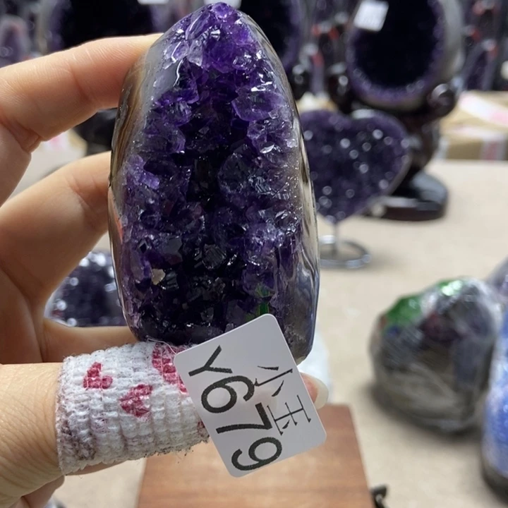 水晶未镶嵌大型摆件（非配饰）摆件