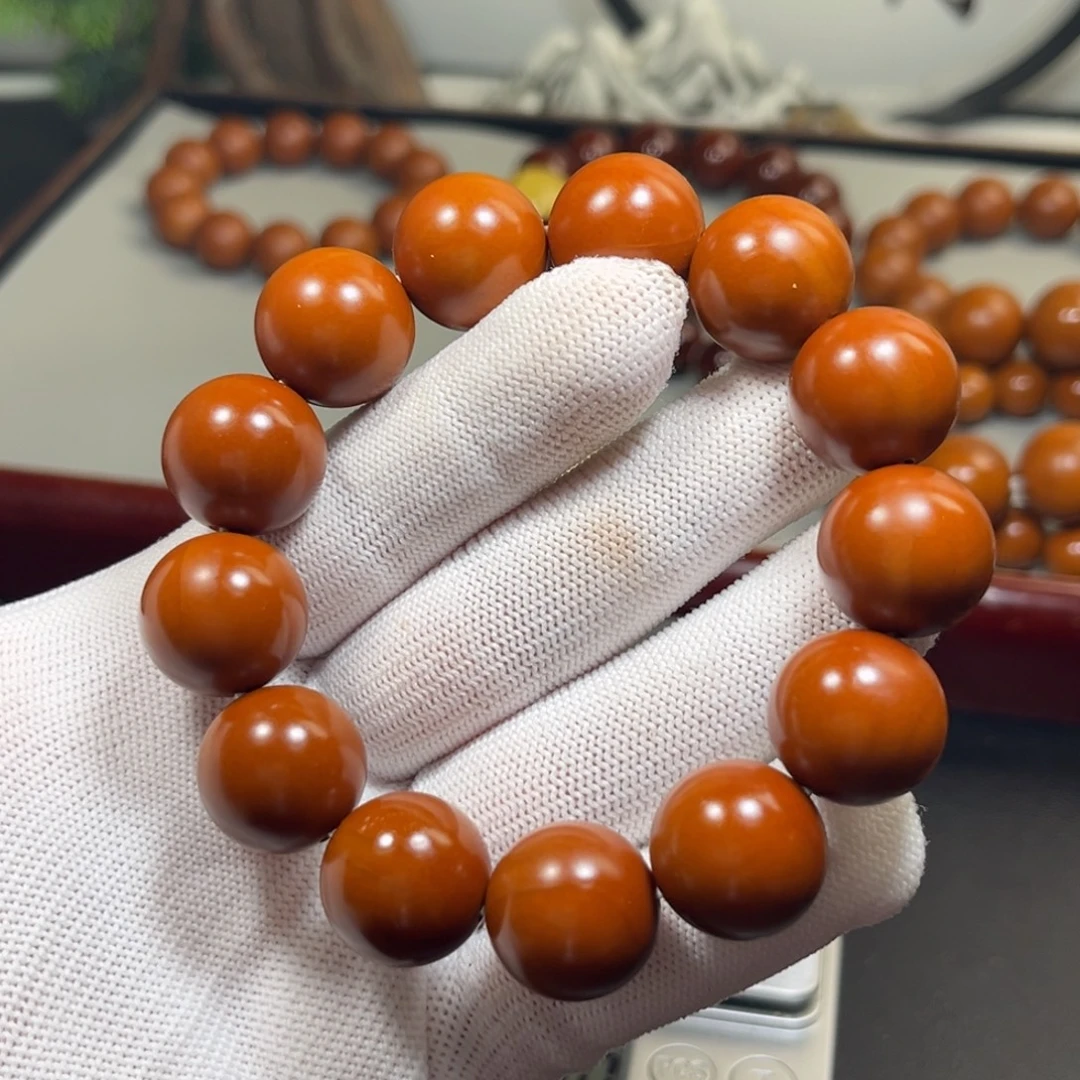 蛇***兔手串橄榄核1.73+树王精品铁核 小孔