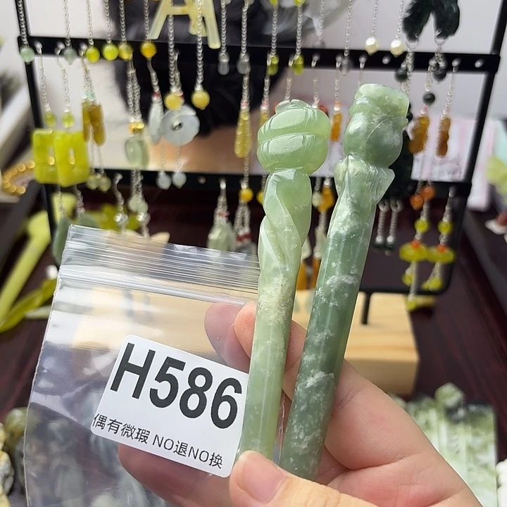 虾****蛇纹石玉合金发饰