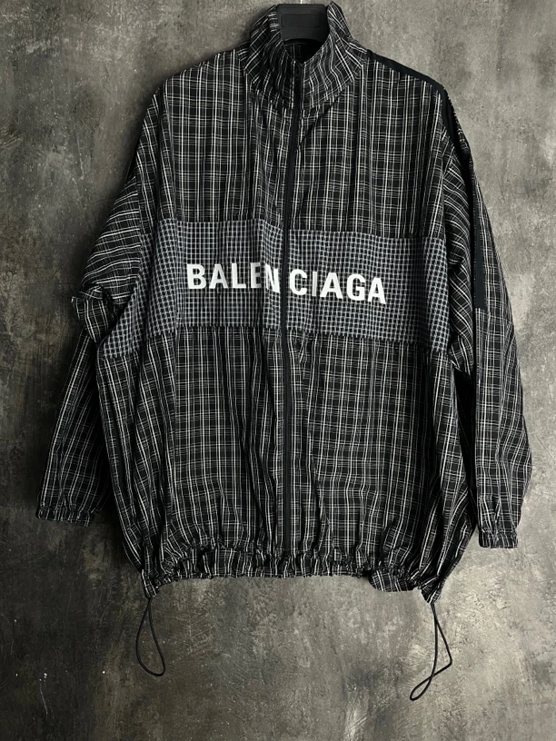 全新未使用 Balenciaga/巴黎世家 46码*1/格子刺绣风衣/02227