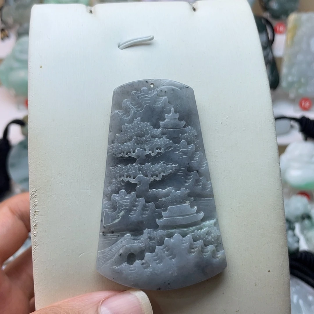 【闪购商品】翡翠未镶嵌颈饰山水
