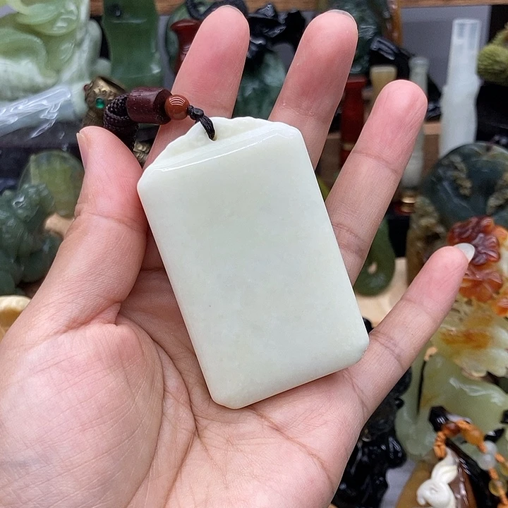 未镶嵌岫玉手把件