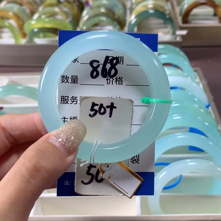 蛇纹石玉未镶嵌手镯868