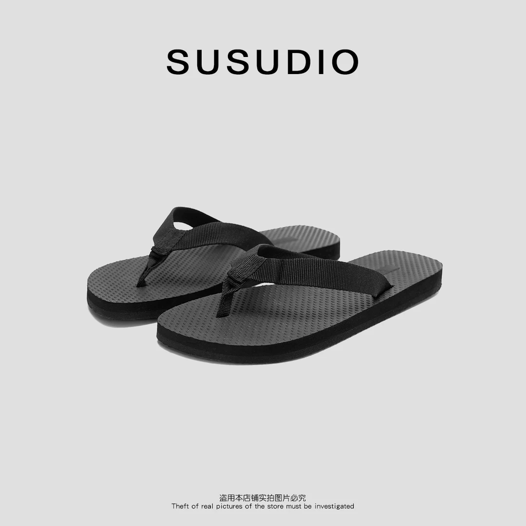 SUSUDIO 2025 Row风极简黑色外穿沙滩人字拖 80015