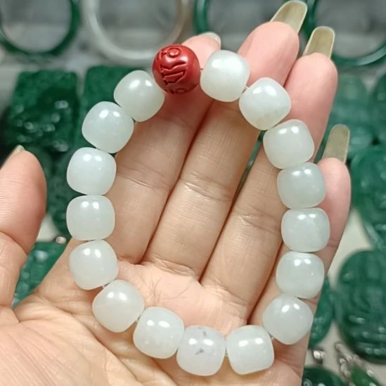 独山玉未镶嵌手串