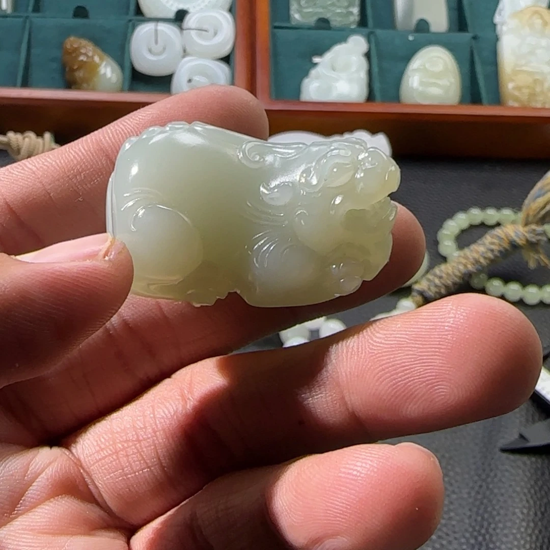 和田玉挂件未镶嵌