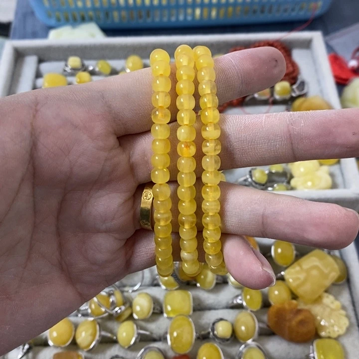 蜜蜡裸石未镶嵌多样性发货其一