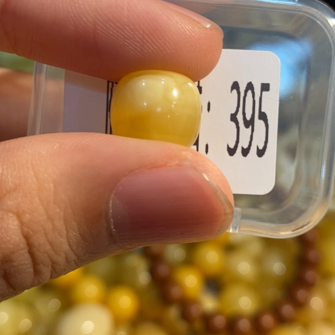 琥珀未镶嵌珠宝奇石395