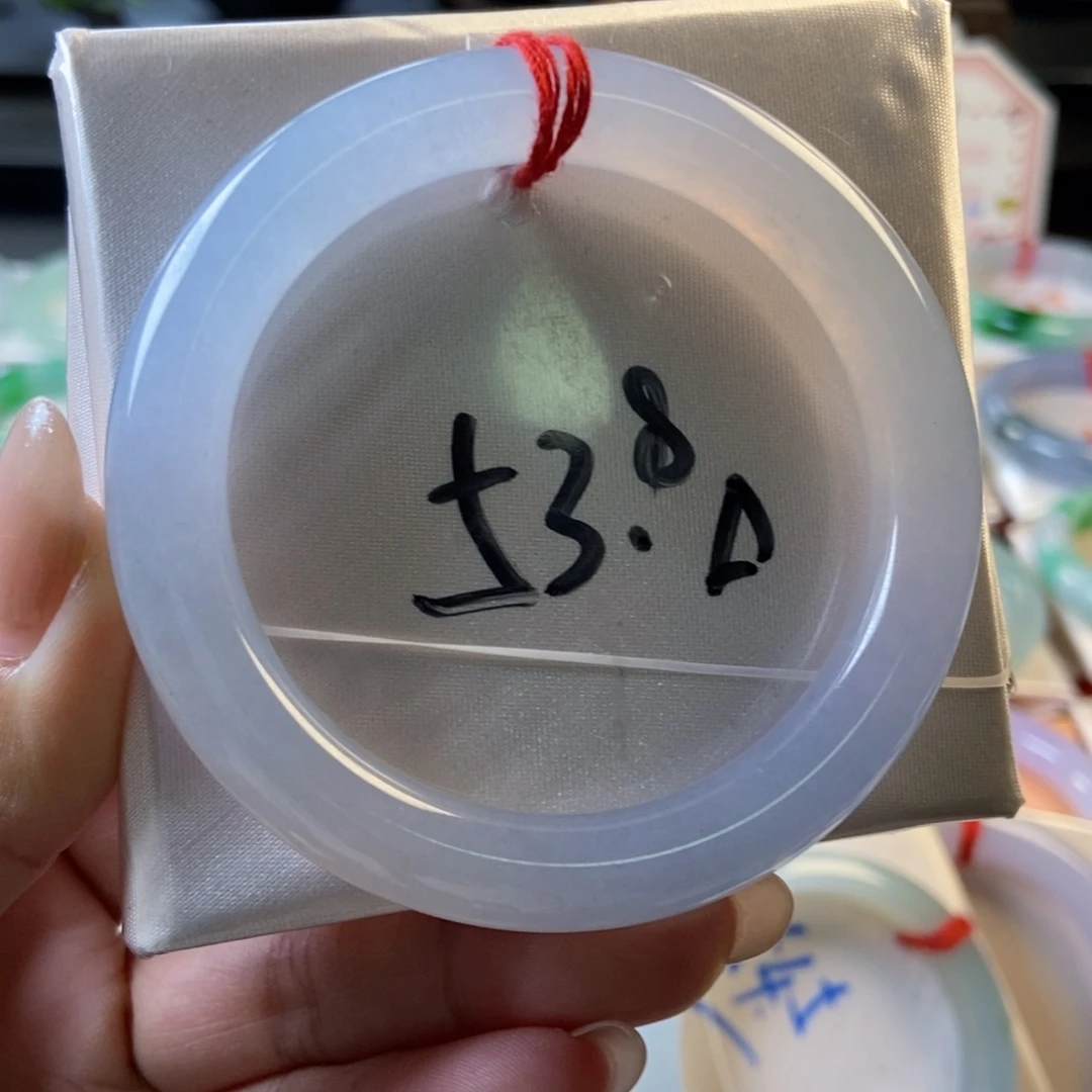 翡翠未镶嵌手镯35冰透圆条