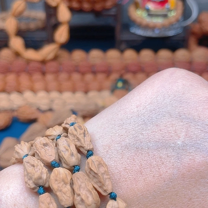 乔***爸文玩核桃吊坠文玩核桃