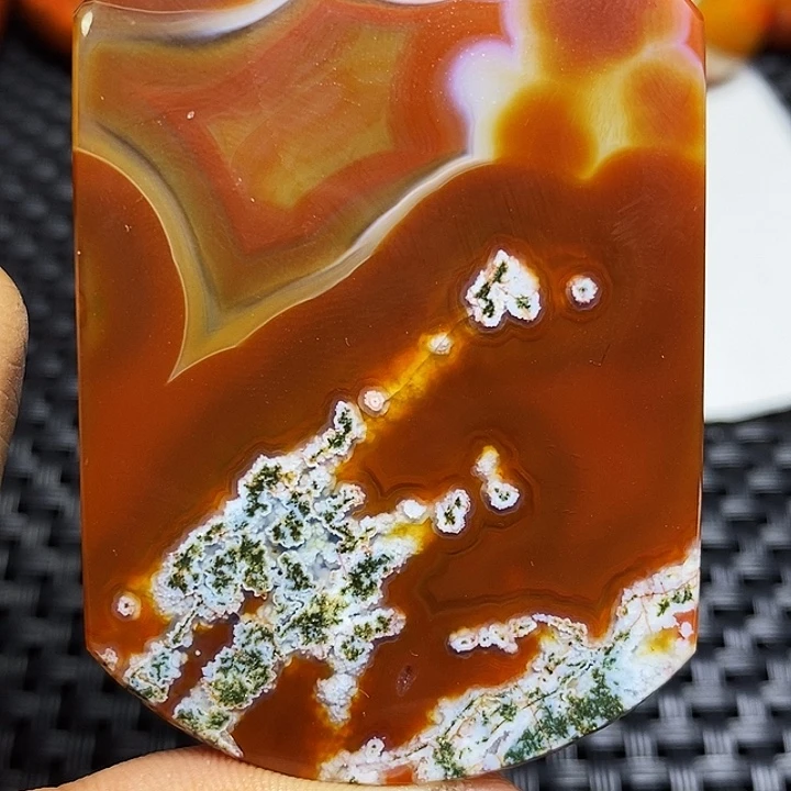 静***爬玛瑙/玉髓颈饰未镶嵌