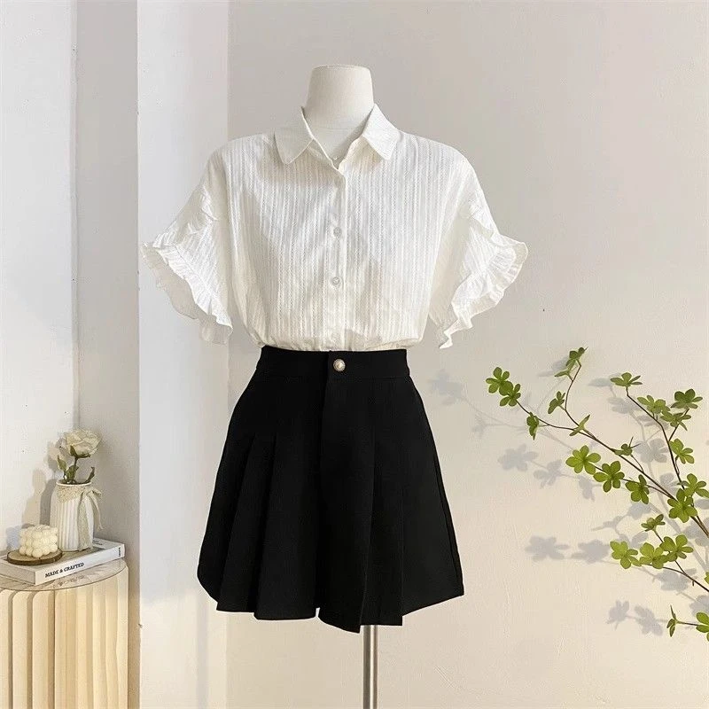 白色喇叭袖衬衫女夏季设计感小众宽松气质减龄洋气短袖套装女上衣