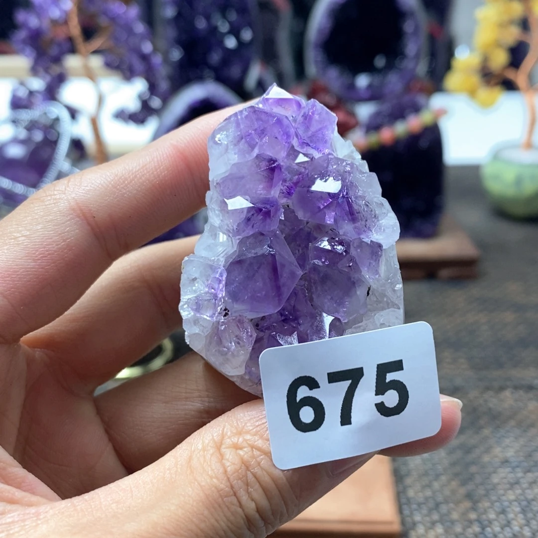 紫晶未镶嵌大型摆件（非配饰）