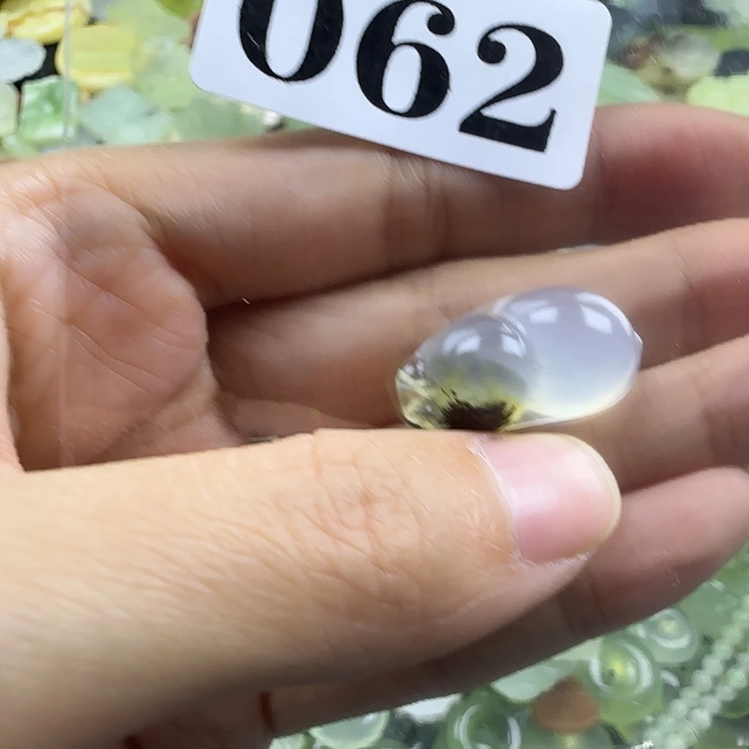 蛇纹石玉未镶嵌岫玉吊坠