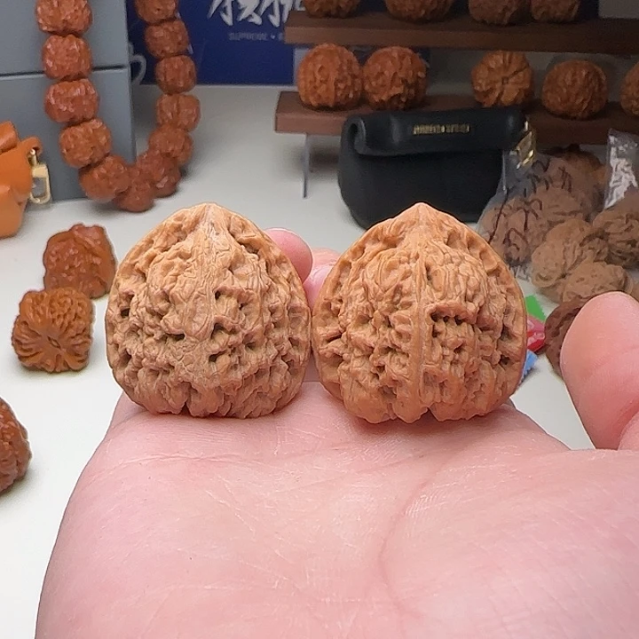 C28号  三角  一代南将石37-37-37