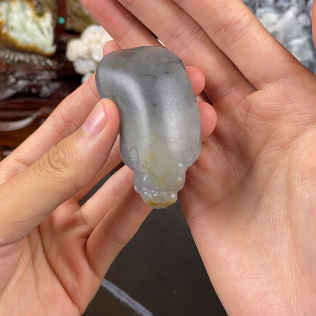 和田玉（青玉）未镶嵌把件