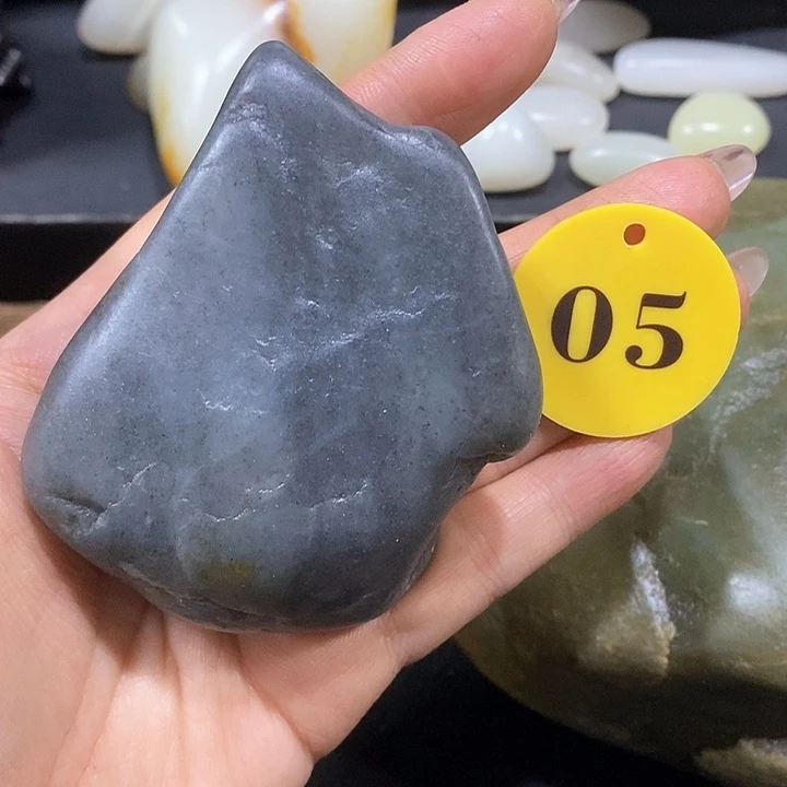 未镶嵌和田玉（糖玉）挂件