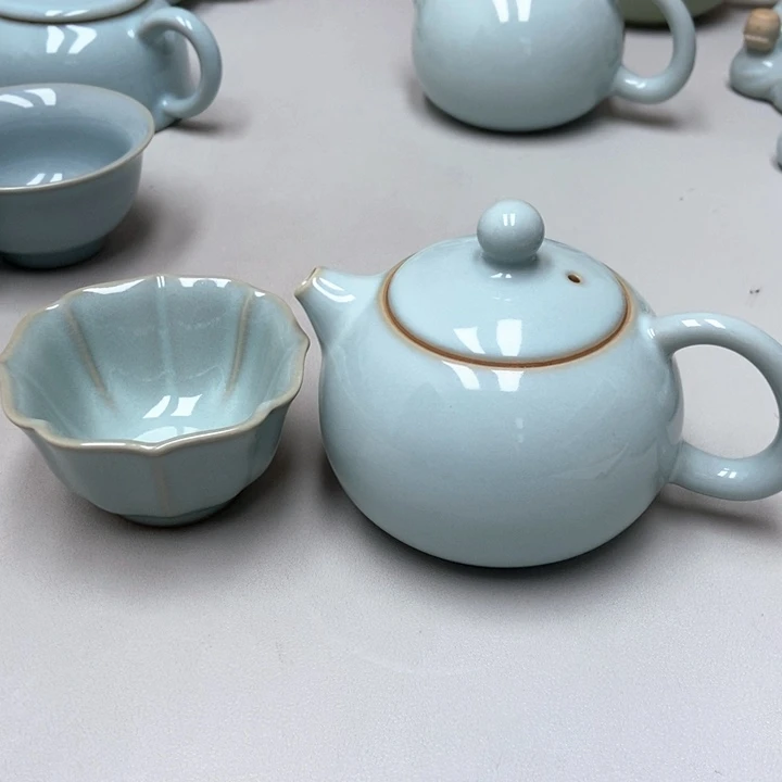 程***岁张君微瑕西施壶，赵琳宝象杯，无礼盒