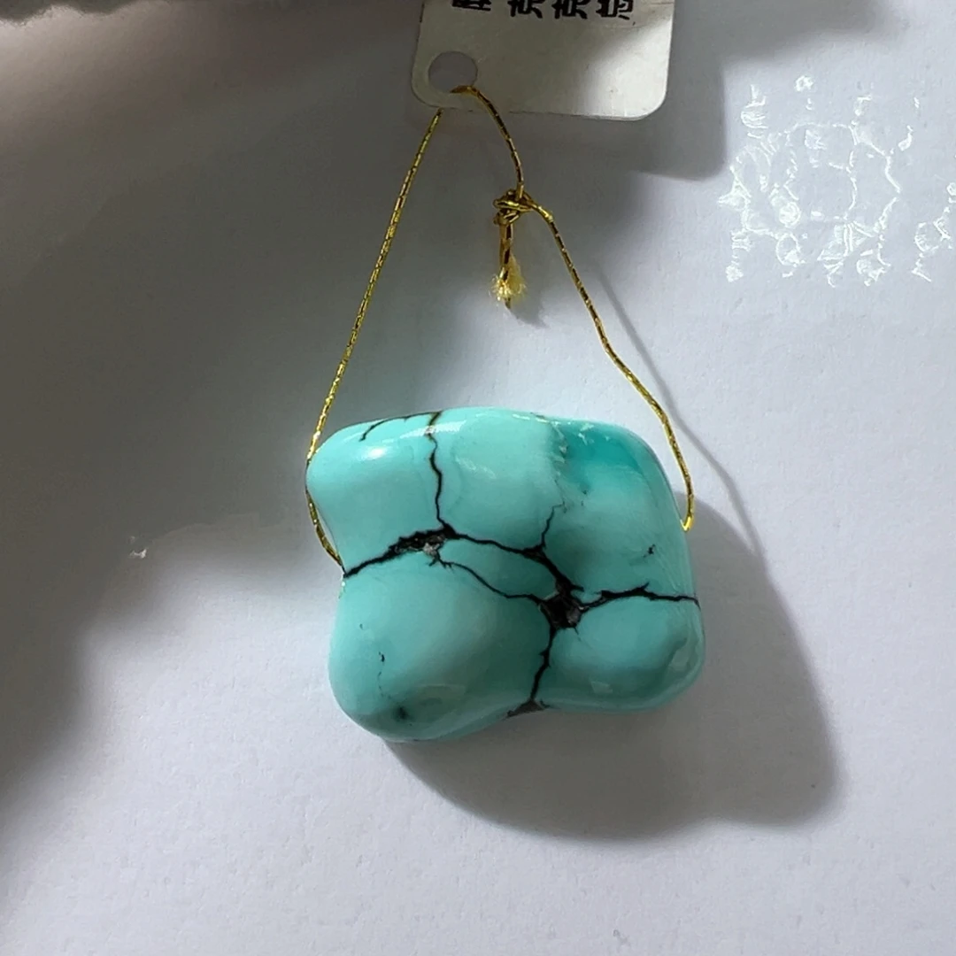 绿松石未镶嵌挂件