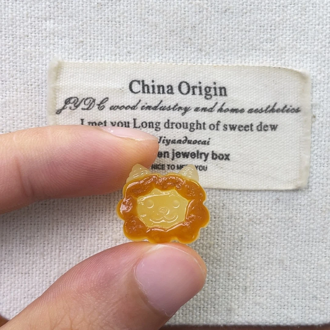 未镶嵌琥珀珠宝奇石小羊