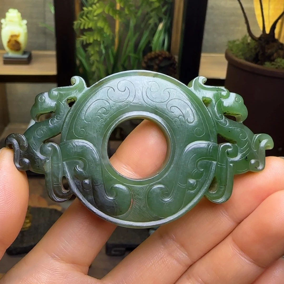 和田玉（糖玉）未镶嵌颈饰凡***梦