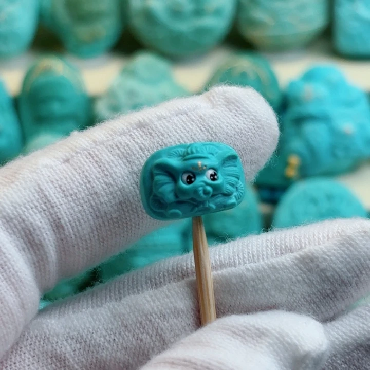 未镶嵌绿松石珠宝奇石