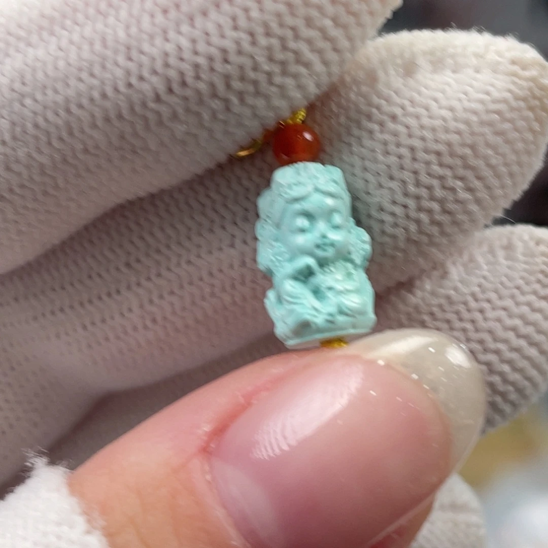 绿松石未镶嵌挂件