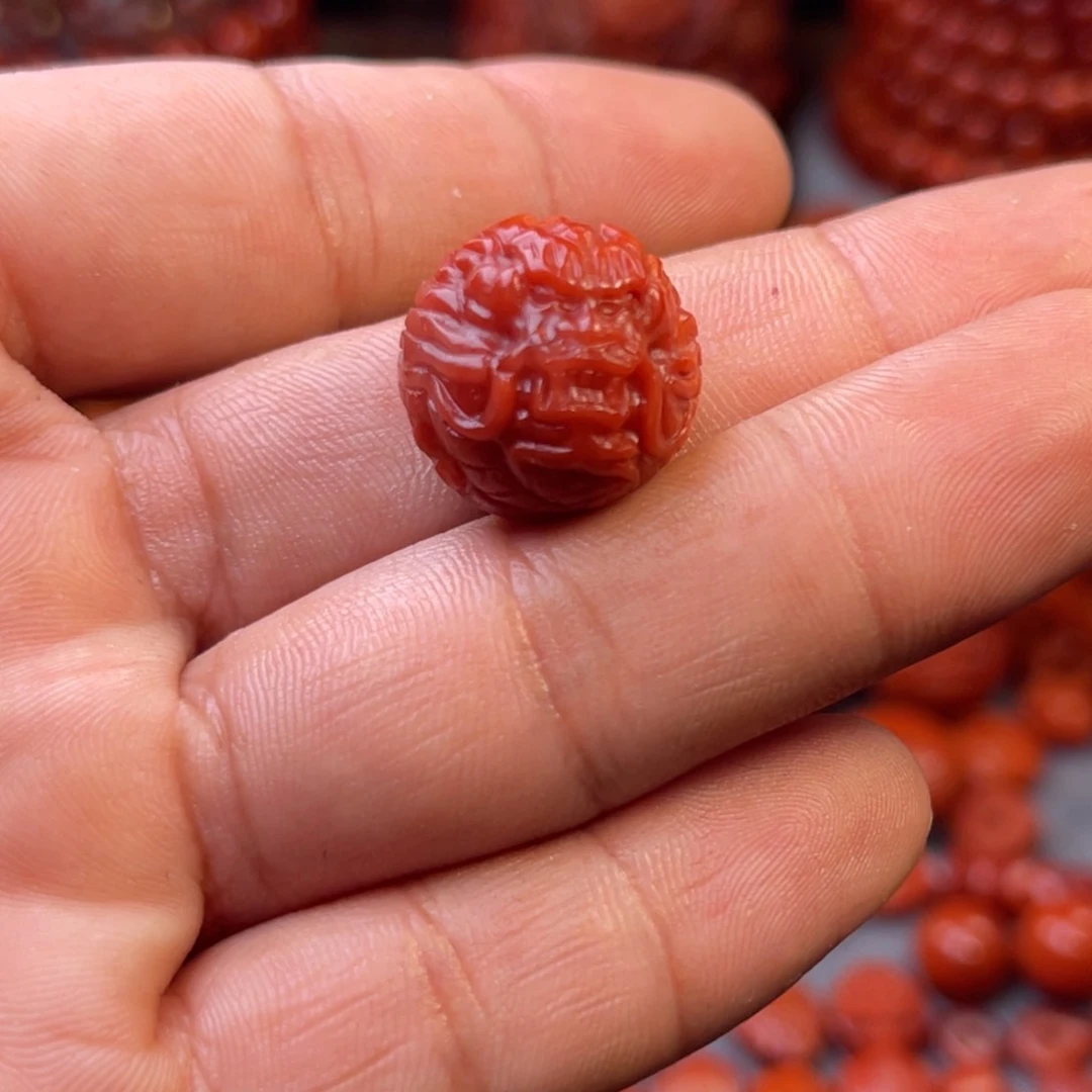 南红玛瑙瓦西精工龙珠卡18未镶嵌康*啊