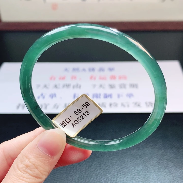 翡翠未镶嵌手镯翡翠手镯39