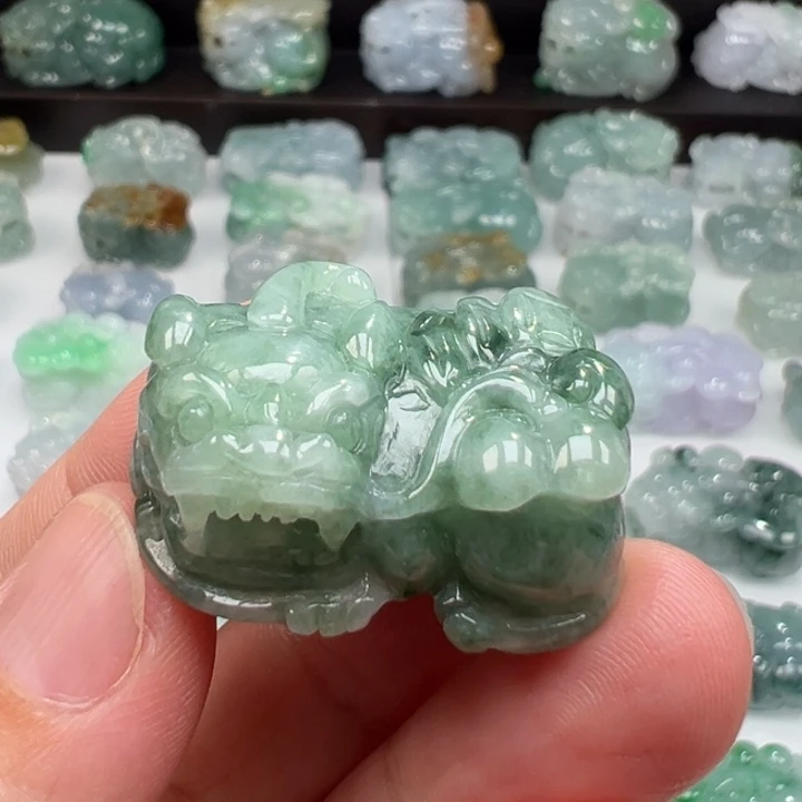 颈饰未镶嵌翡翠貔貅