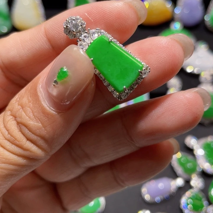 翡翠银S925镶嵌颈饰