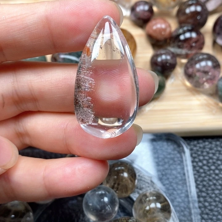 未镶嵌颈饰水晶水晶