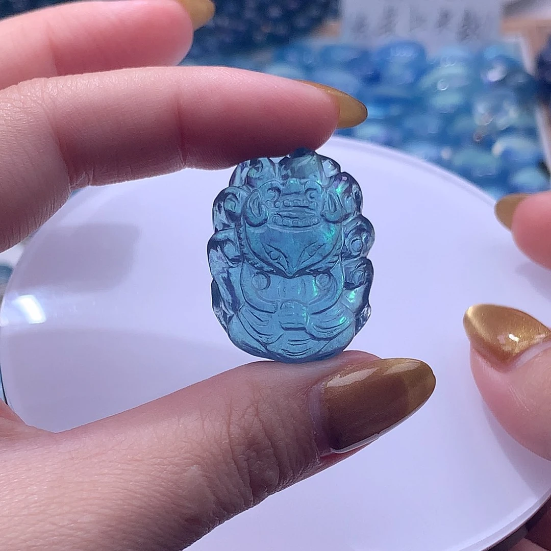 未镶嵌颈饰海蓝宝石“九尾狐”吊坠【500元】要拍5件