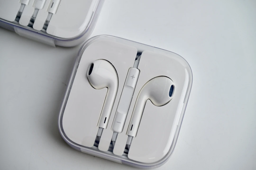 95新 Apple/苹果 原装正品有线3.5MM耳机接口入耳式线控游戏K歌