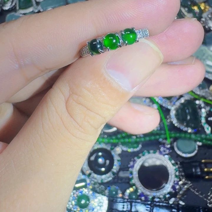 翡翠未镶嵌项链天然A货翡翠放漏