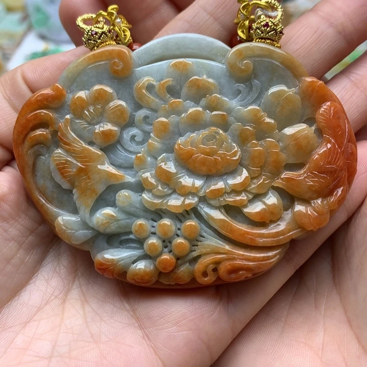 翡翠颈饰未镶嵌翡翠