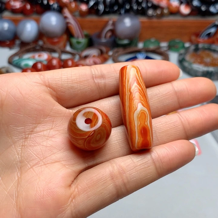 未镶嵌颈饰玛瑙/玉髓学