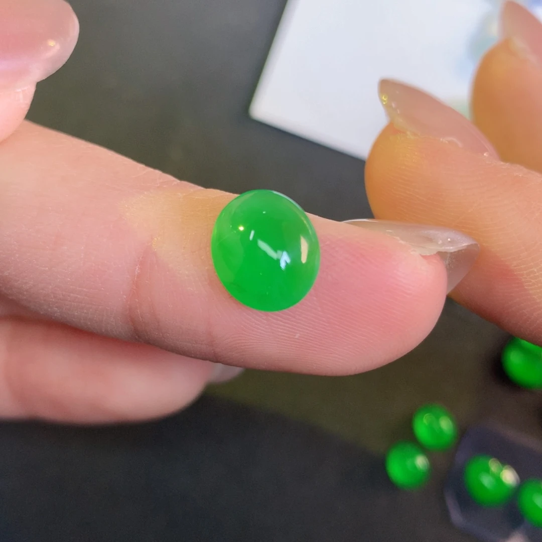 翡翠裸石9.49-8.32-4.21