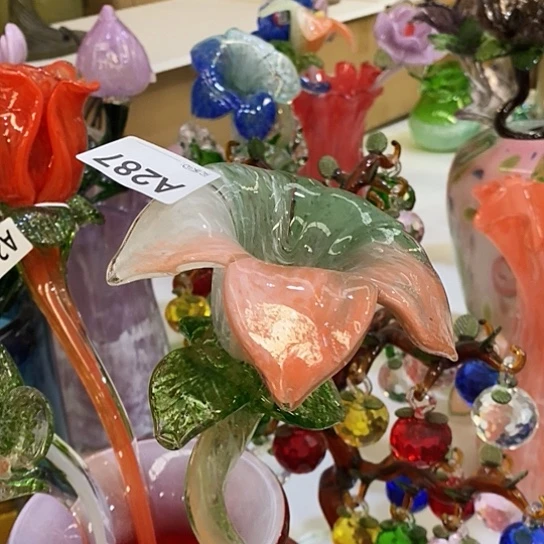 琉璃花瓶高45厘米宽9厘米