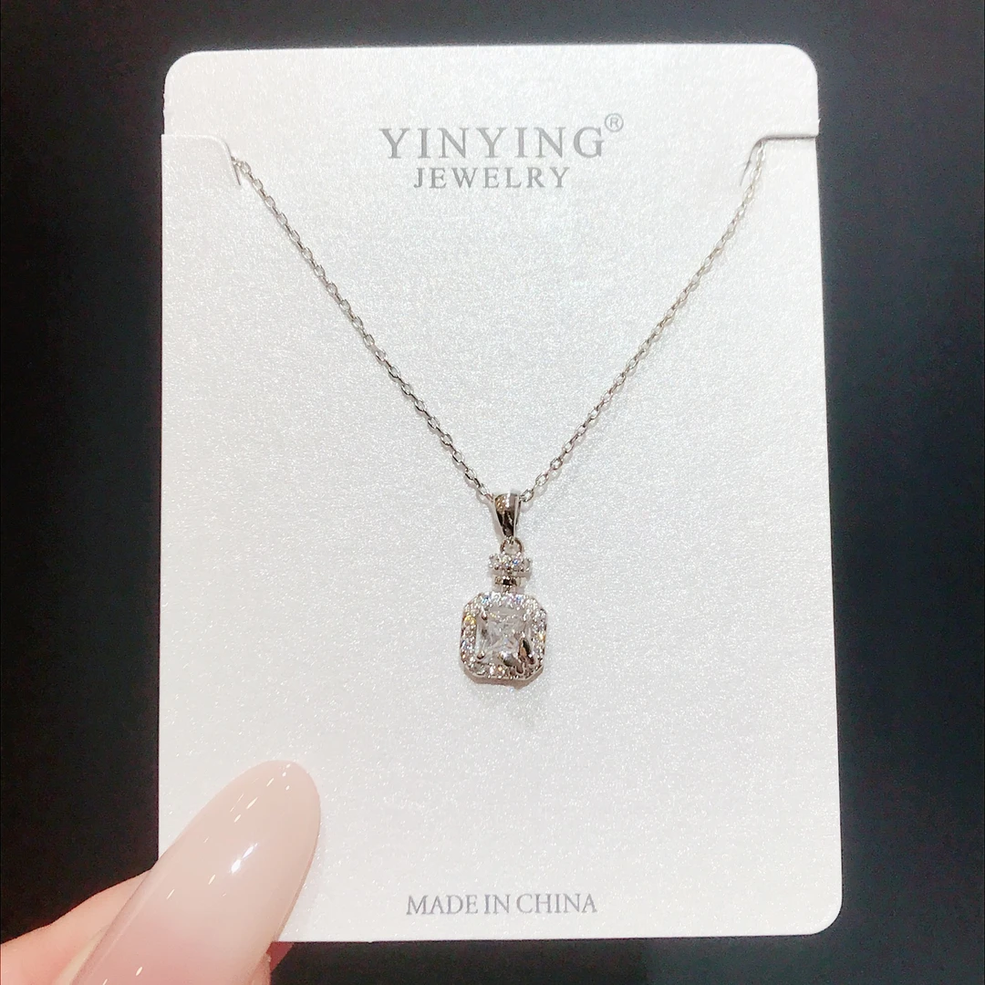 钛钢项链 简约蝴蝶小方糖小众百搭时尚高品质锁骨链F1778