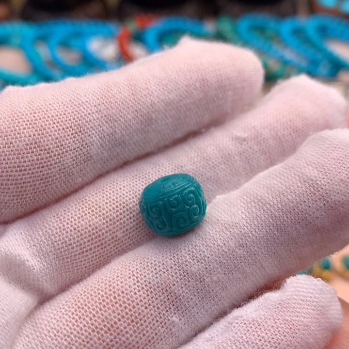 绿松石未镶嵌湖北天然原矿绿松石10.5