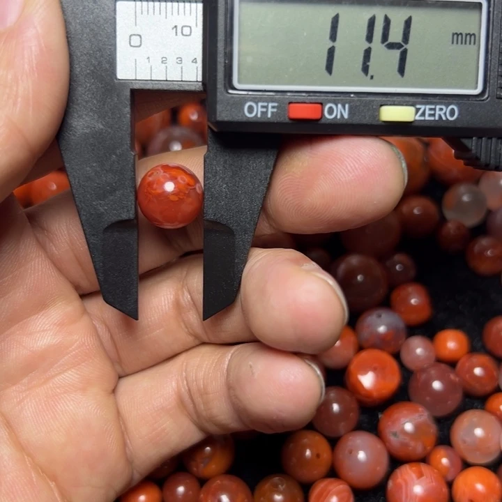 南红玛瑙未镶嵌珠宝奇石125号圆珠11加一个