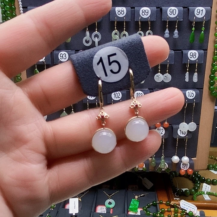 和田玉18K金镶嵌耳饰