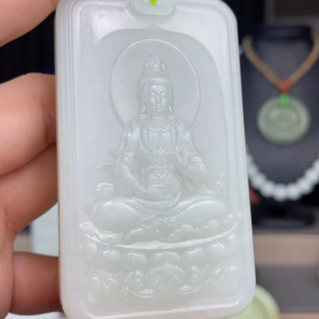【闪购商品】颈饰未镶嵌和田玉