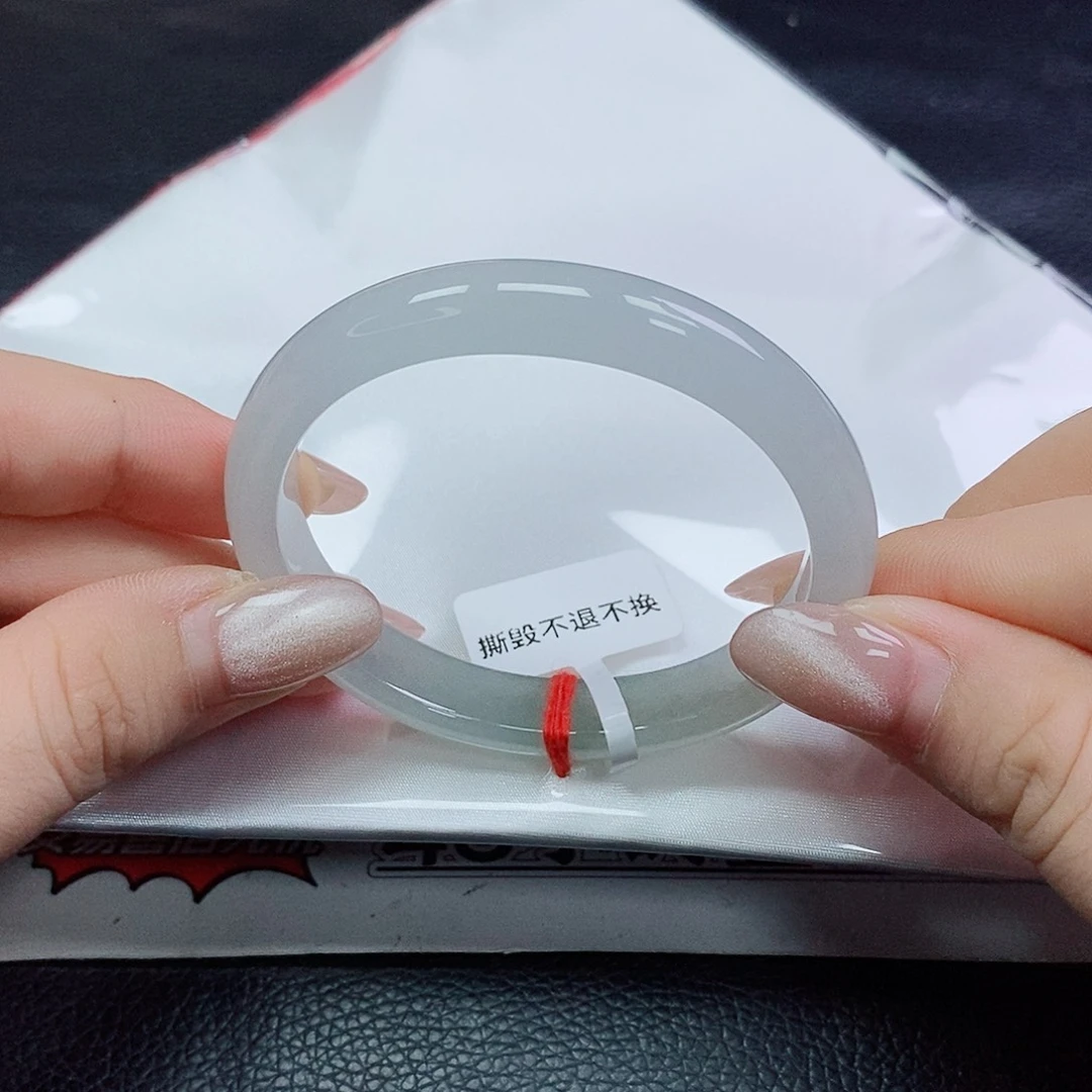 翡翠手镯未镶嵌52贵妃